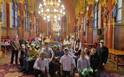 A Parlamentben karácsonyoztak